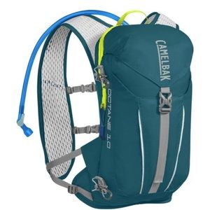 NWT Camelbak Octane™ 10 70 oz Hydration Pack